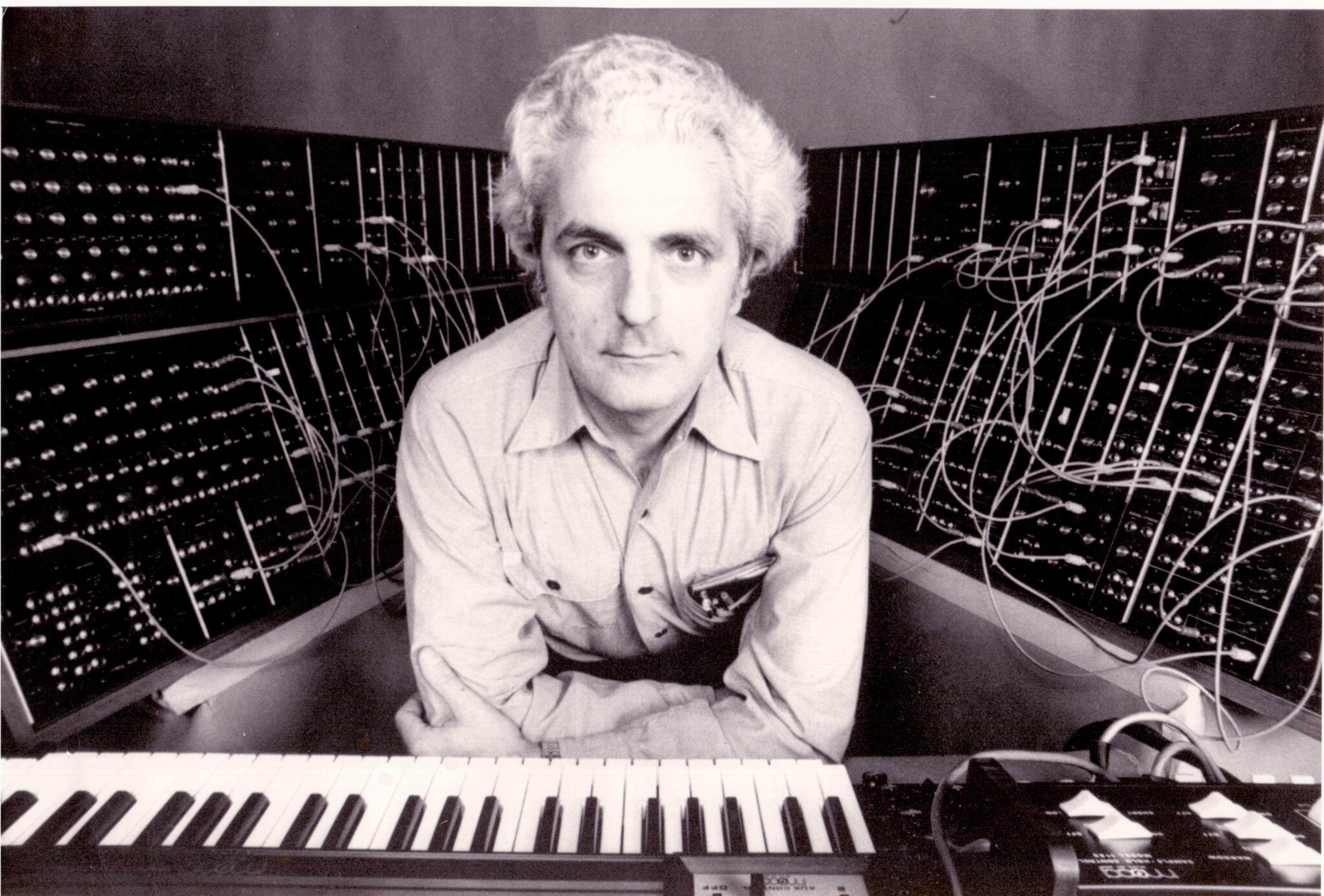 Moog Music: Pioneer of Modern Sound Moog Music: Pioneer of Modern Sound