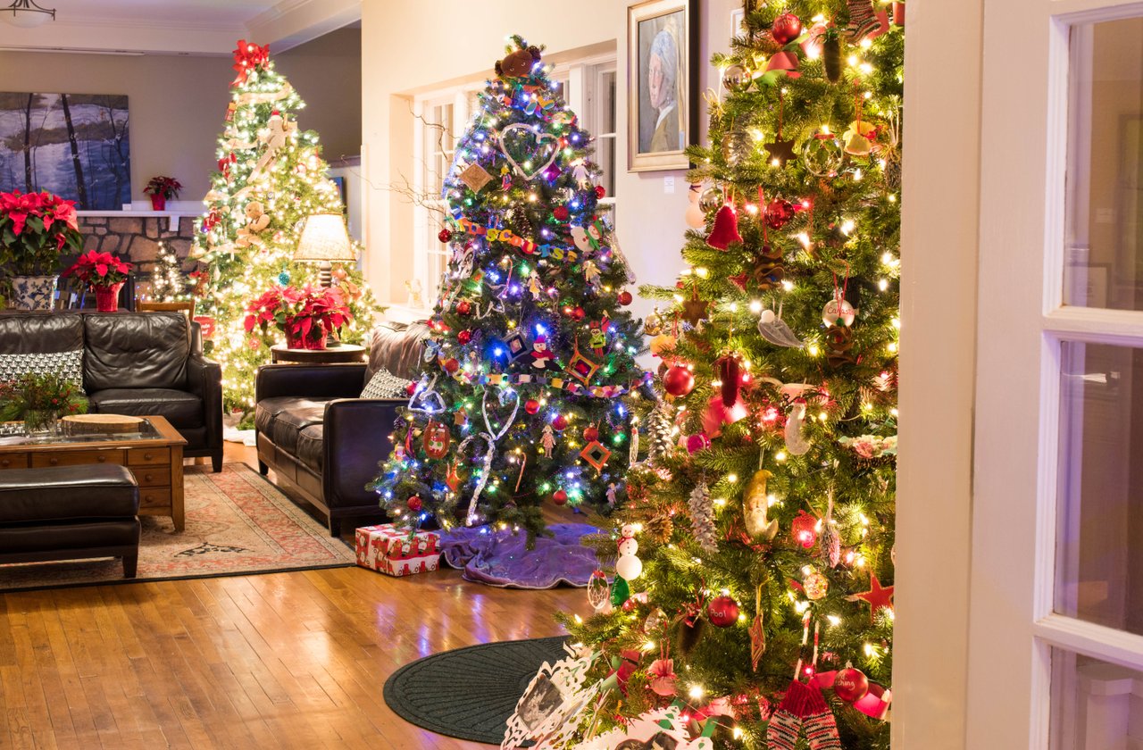 Deck the Halls in Black Mountain