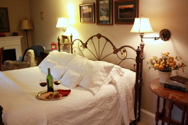 Third floor peace and quiet will soothe you in this beautiful room.