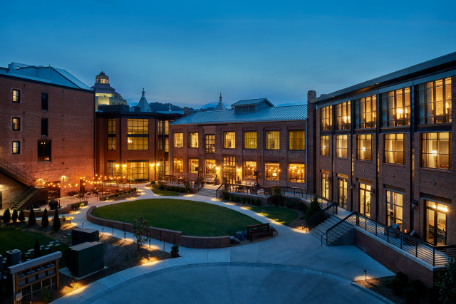 Hotel main entrance and 2,400 sq. ft. outdoor event lawn