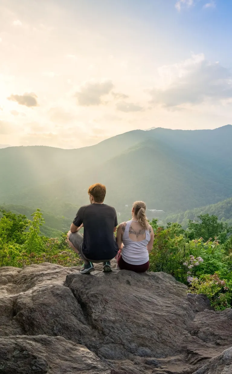 Las Mejores Excursiones de Primavera en Asheville, NC