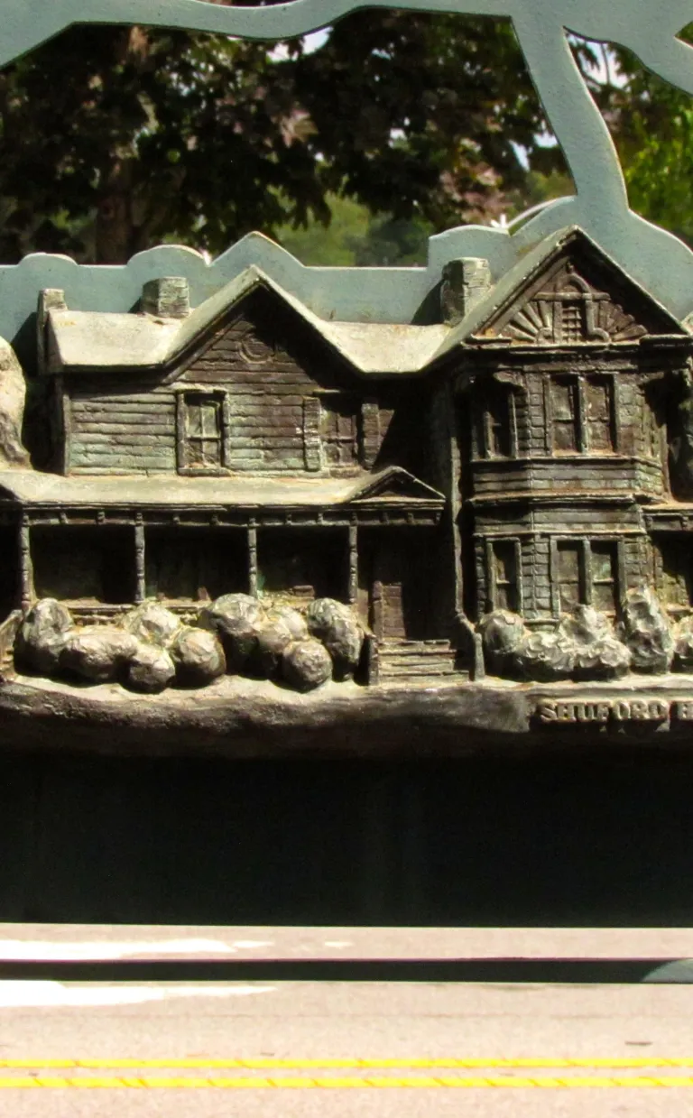 Wolfes Neighborhood