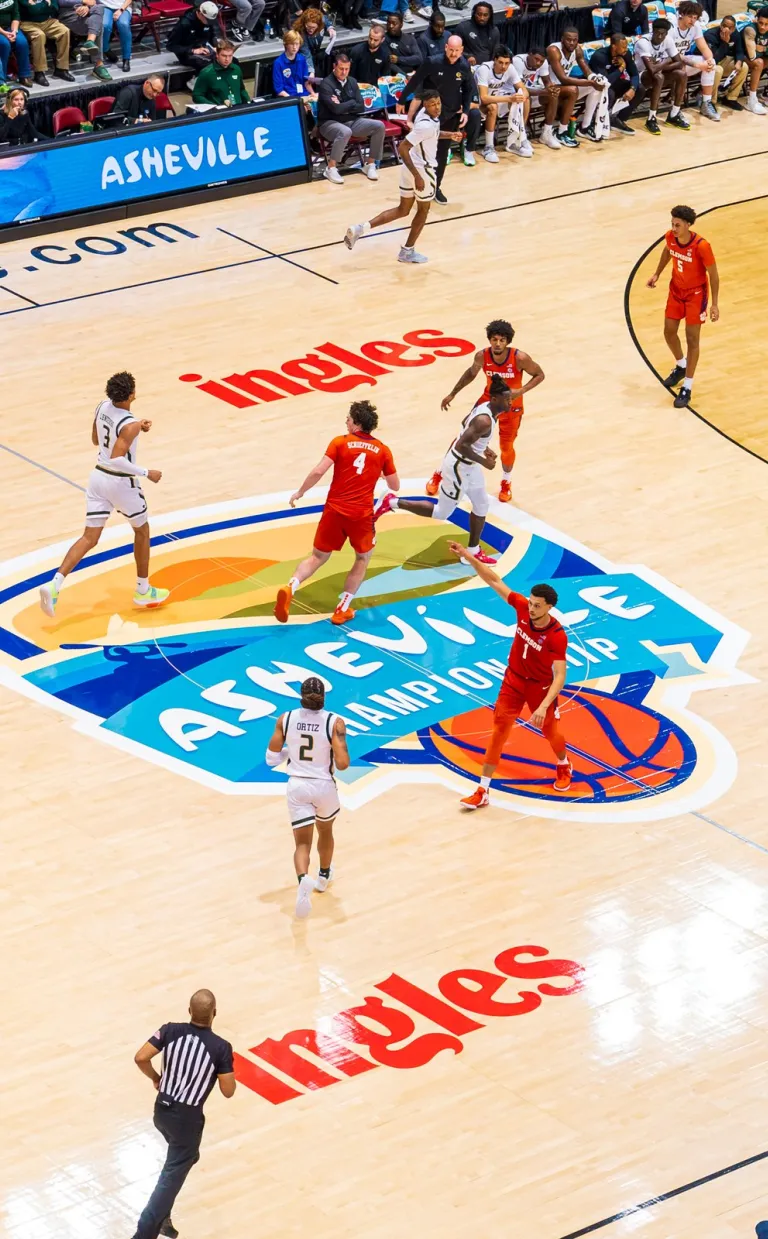 AVL Championship court shot