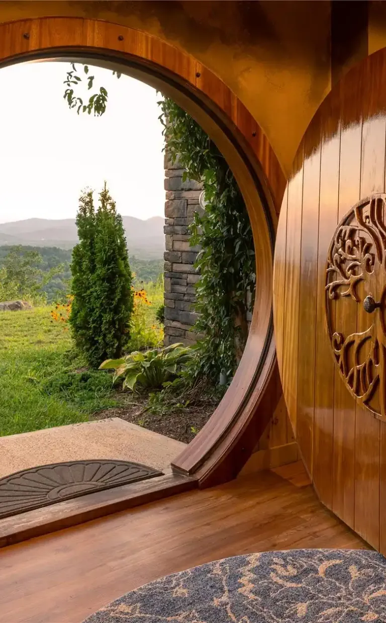 Dragon's Knoll in Earth & Sky Dwellings