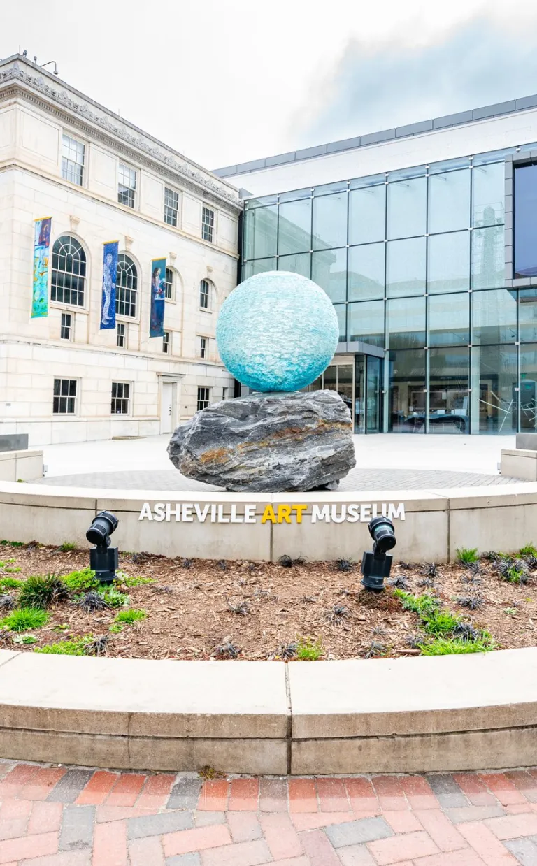 Asheville Art Museum / Photo: James Reynolds